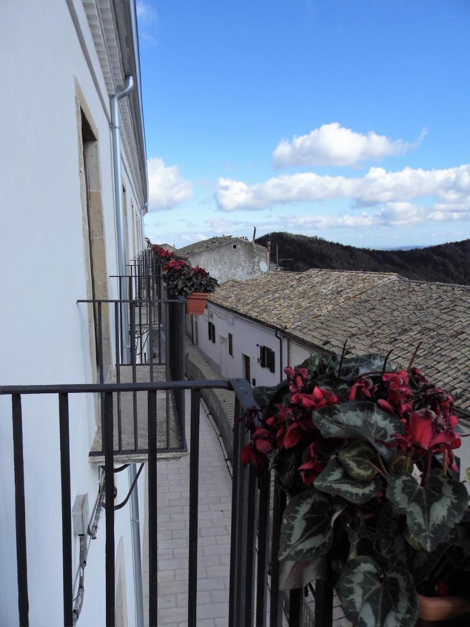 לינה וארוחת בוקר Sant'Agata di Puglia L'Antico Monastero מראה חיצוני תמונה