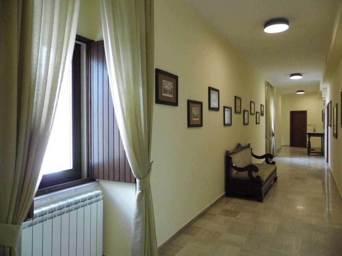 לינה וארוחת בוקר Sant'Agata di Puglia L'Antico Monastero מראה חיצוני תמונה