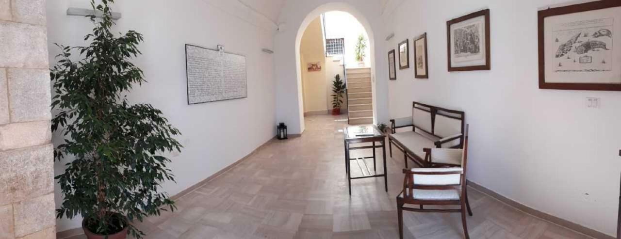 לינה וארוחת בוקר Sant'Agata di Puglia L'Antico Monastero מראה חיצוני תמונה